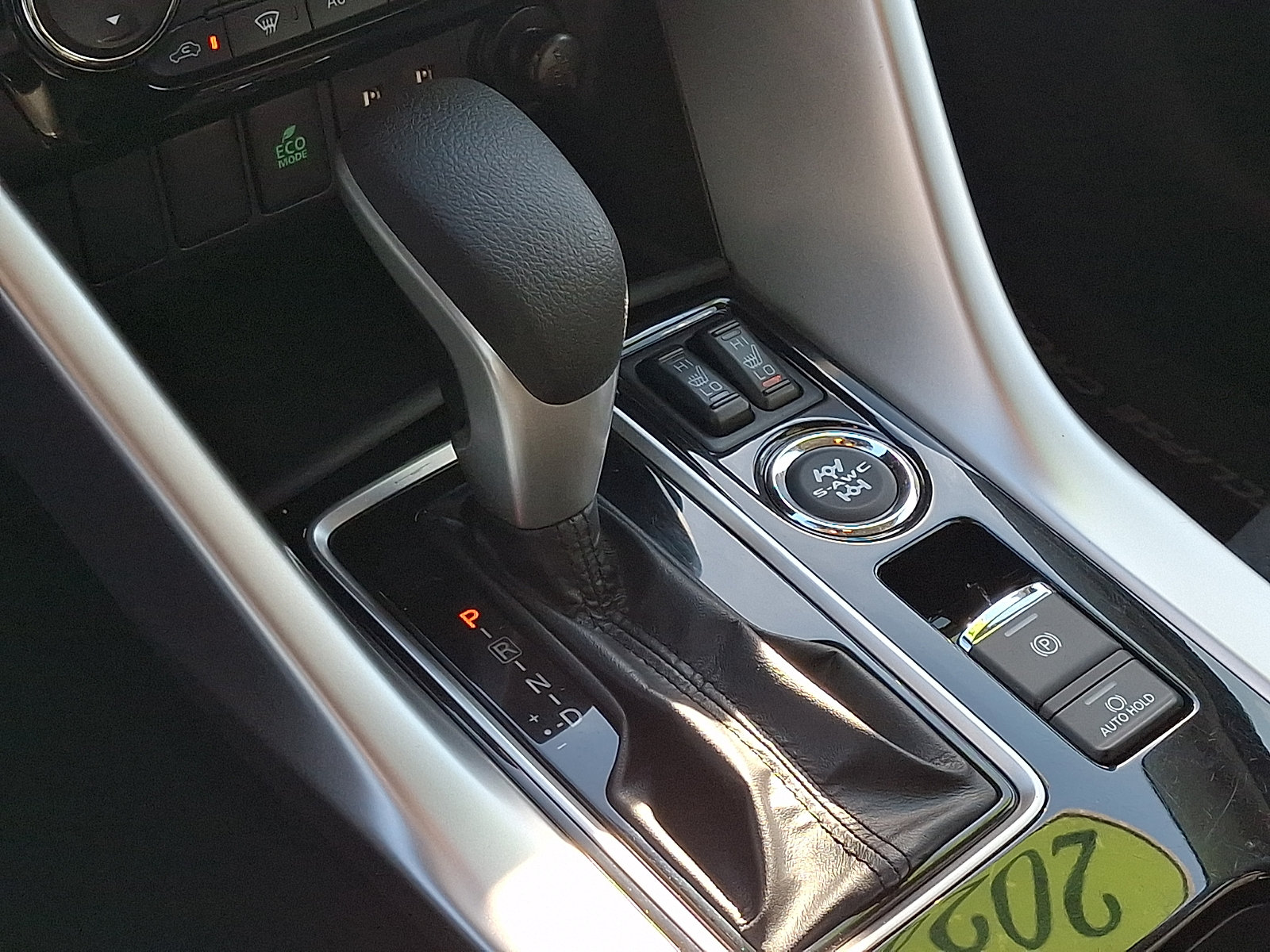Used 2024 Mitsubishi Eclipse Cross SE AWD/4WD image 15