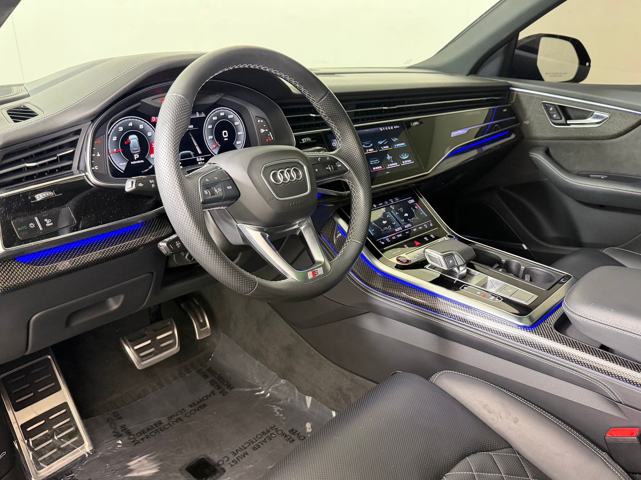 Used 2022 Audi SQ8 Prestige AWD/4WD image 4