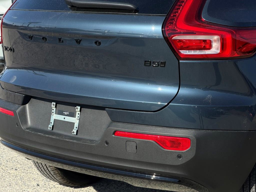 New 2026 Volvo XC40 B5 Ultra w/ Climate Package image 8
