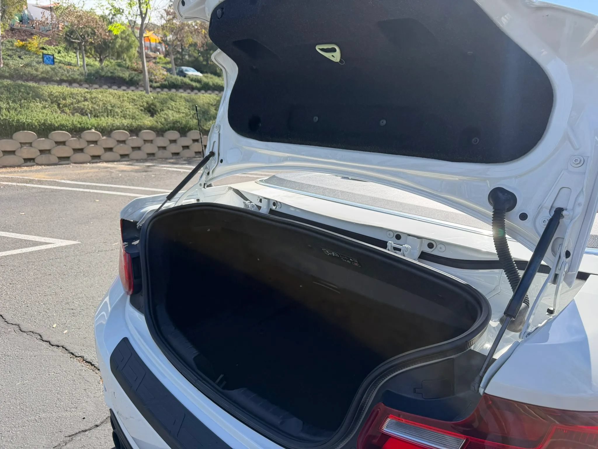 Used 2017 BMW 230i Convertible RWD image 12