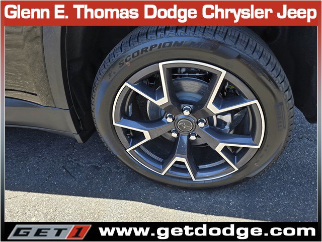 New 2026 Jeep Cherokee Overland w/ Advanced Pro Tech Group AWD/4WD image 7