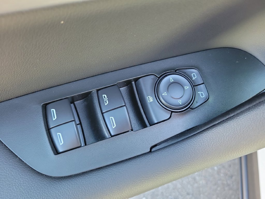 Used 2026 Chevrolet Blazer LT w/ Convenience Package FWD image 24