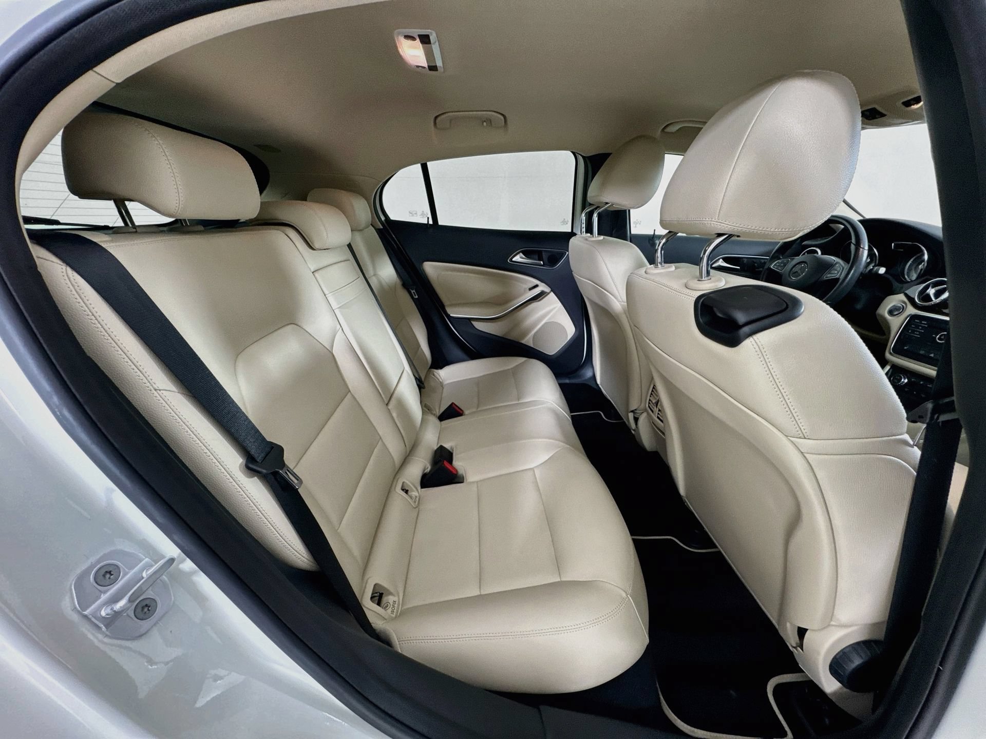 Used 2016 Mercedes-Benz GLA 250 image 27