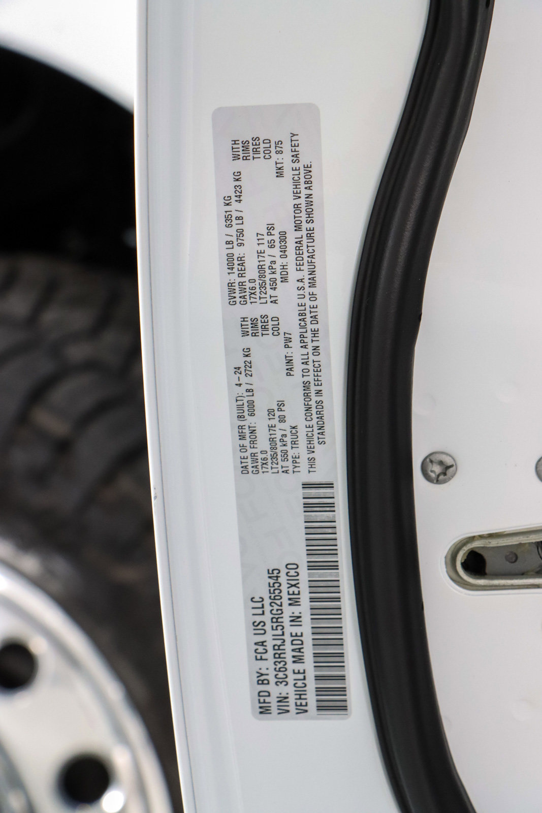 Used 2024 RAM 3500 Laramie w/ Bed Utility Group image 33