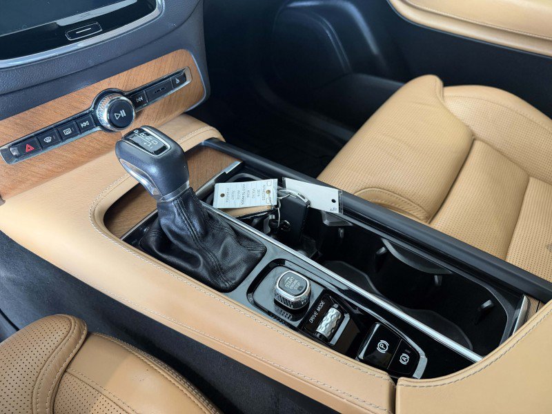 Used 2019 Volvo XC90 T6 Inscription w/ Advanced Package AWD/4WD image 38