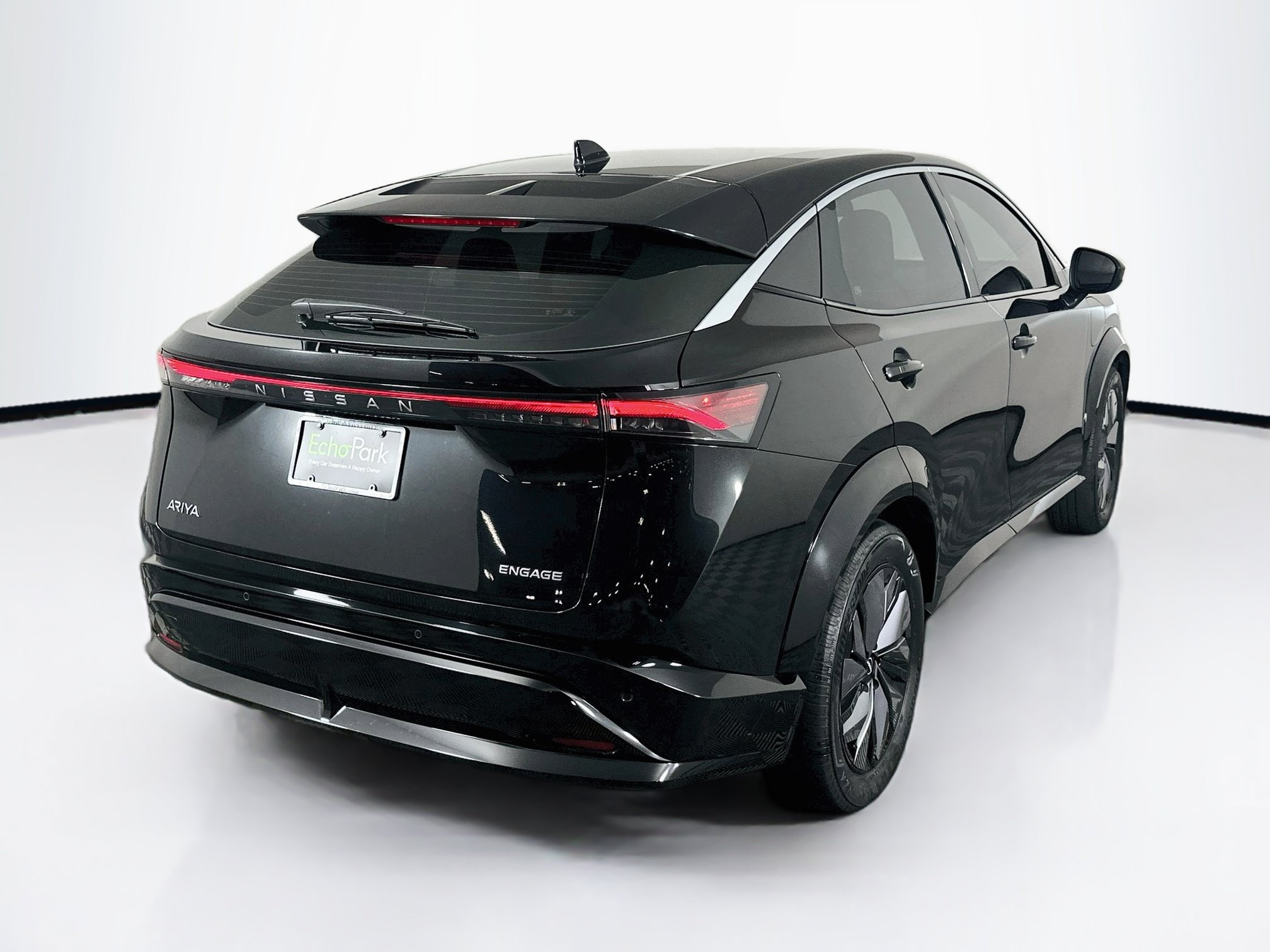 Used 2023 Nissan Ariya FWD image 9