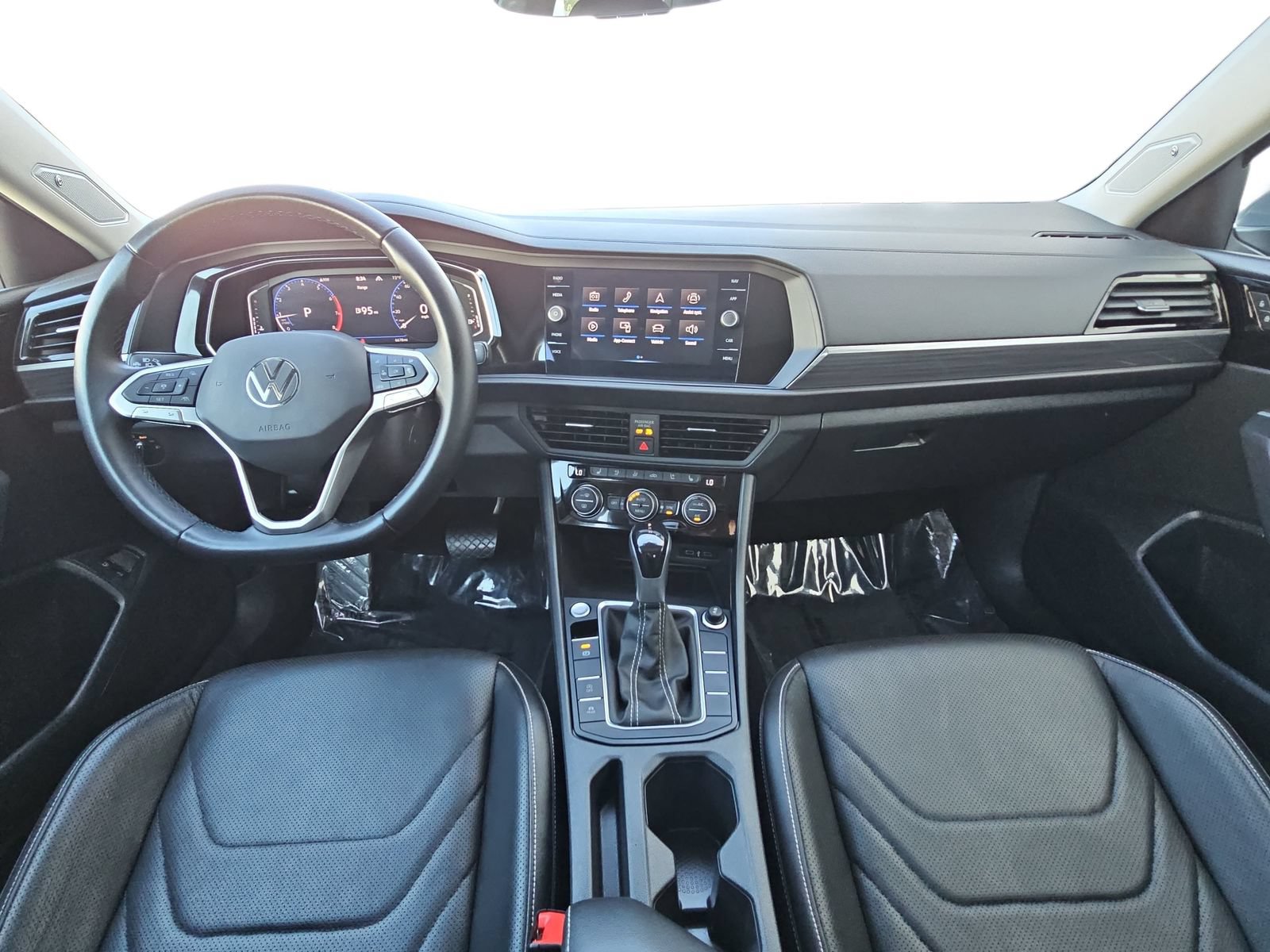 Used 2022 Volkswagen Jetta SEL FWD image 9