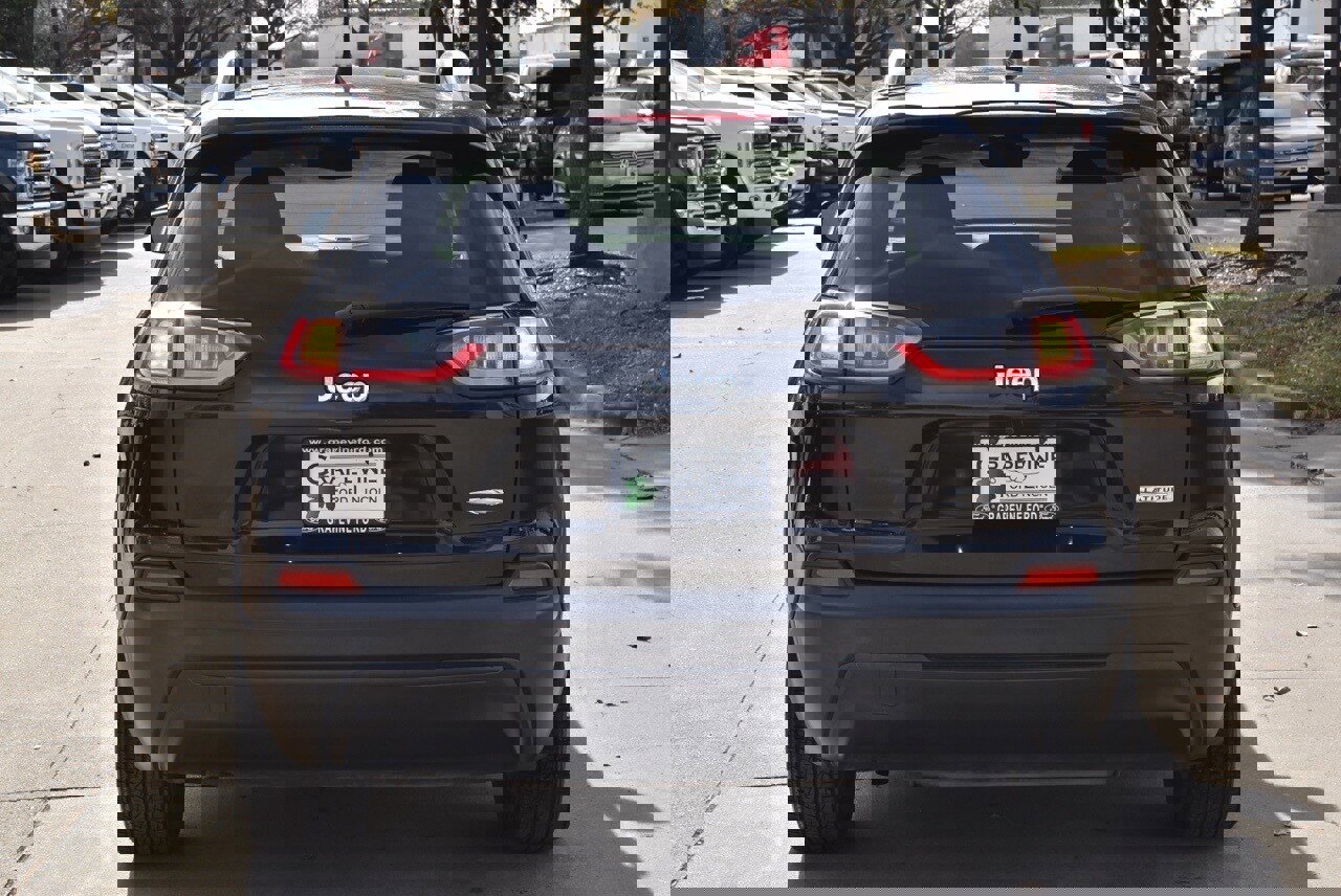 Used 2021 Jeep Cherokee Latitude image 9