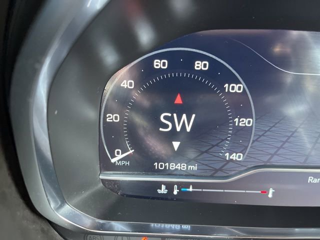Used 2022 GMC Yukon XL SLT AWD/4WD image 44