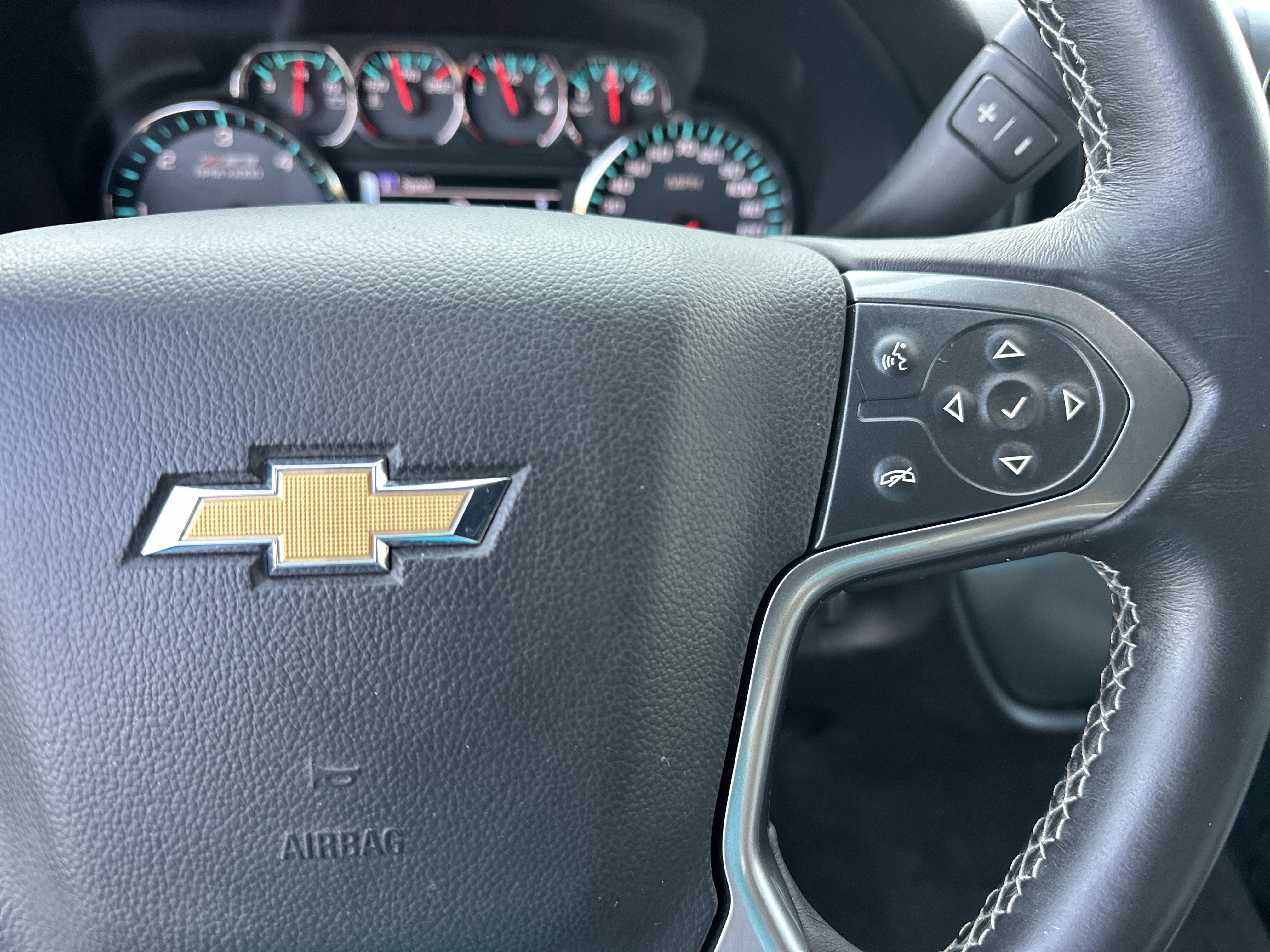Used 2017 Chevrolet Silverado 1500 LT w/ All Star Edition AWD/4WD image 26