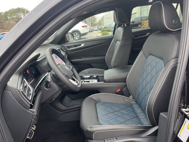 New 2026 Volkswagen Atlas Cross Sport SEL Premium R-Line image 23