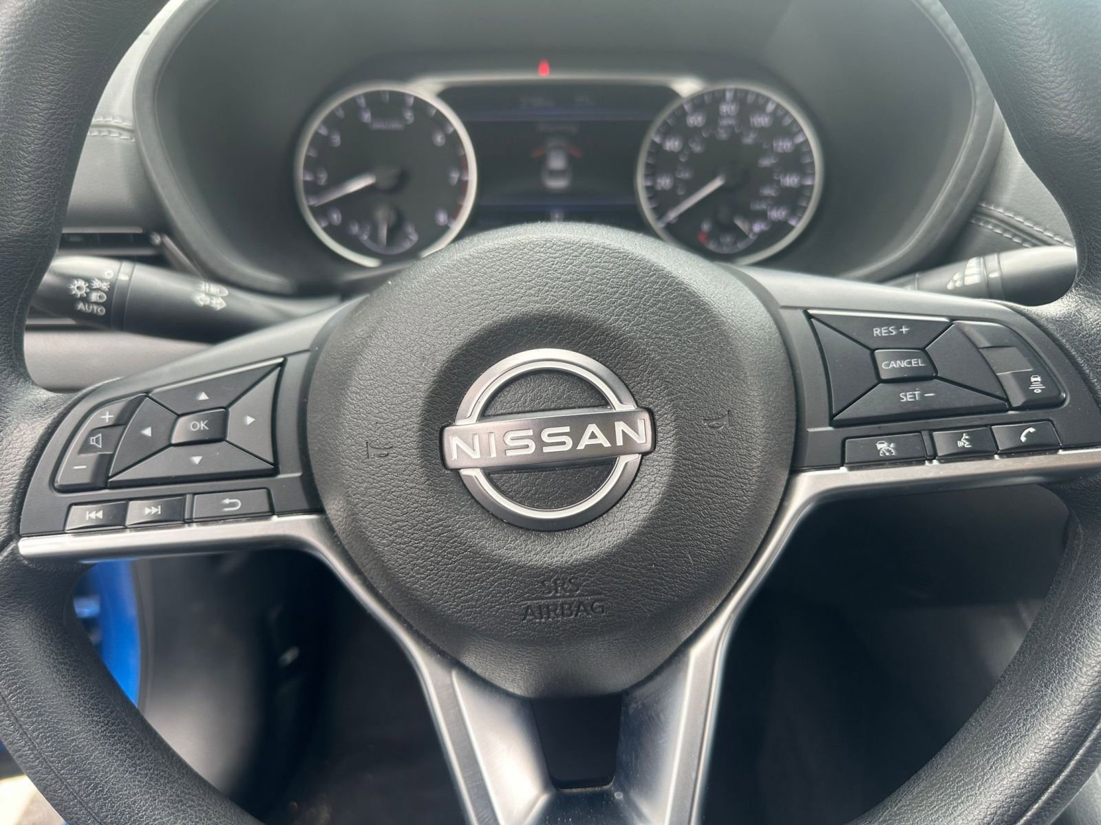 Used 2025 Nissan Sentra SV image 25