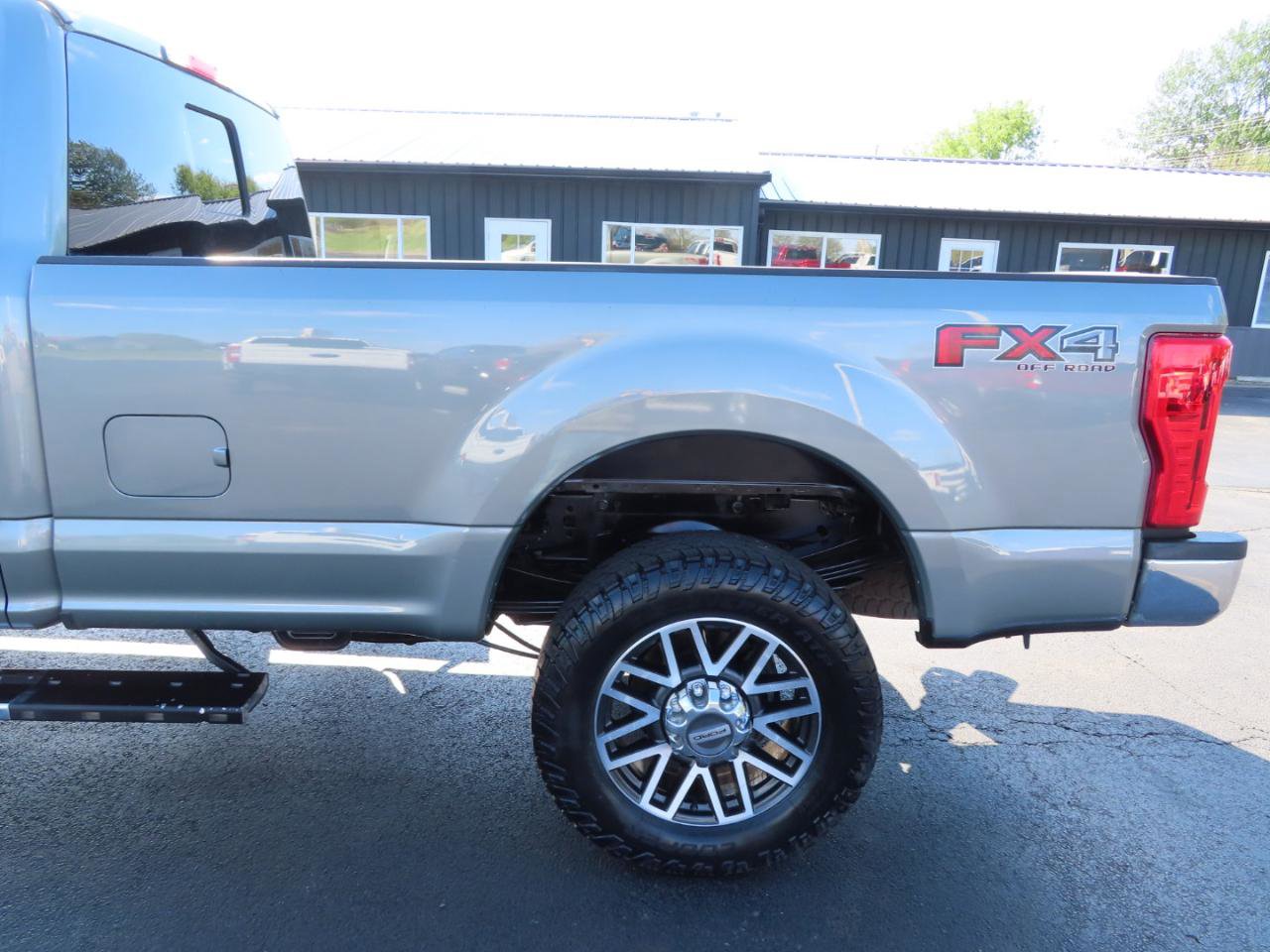 Used 2019 Ford F350 Lariat w/ Lariat Value Package image 14