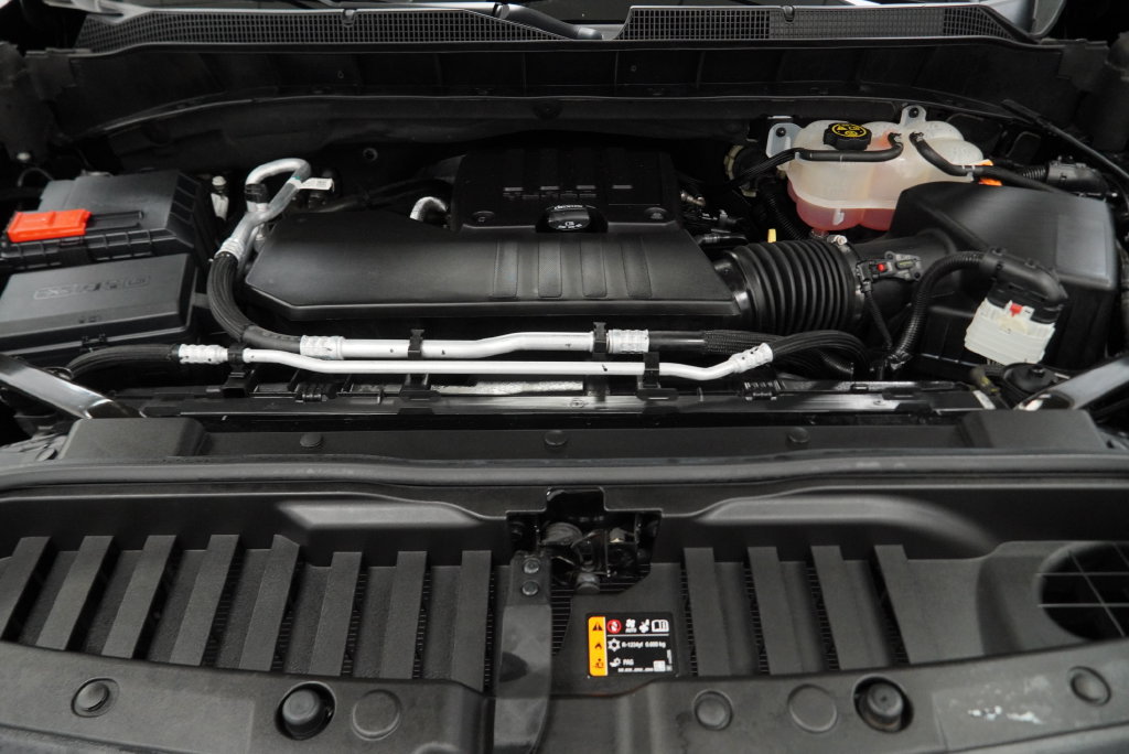 Used 2023 Chevrolet Silverado 1500 Custom w/ LPO, Dark Essentials Package AWD/4WD image 41