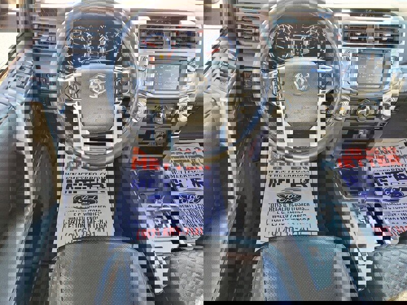 Used 2015 Toyota 4Runner SR5 image 7