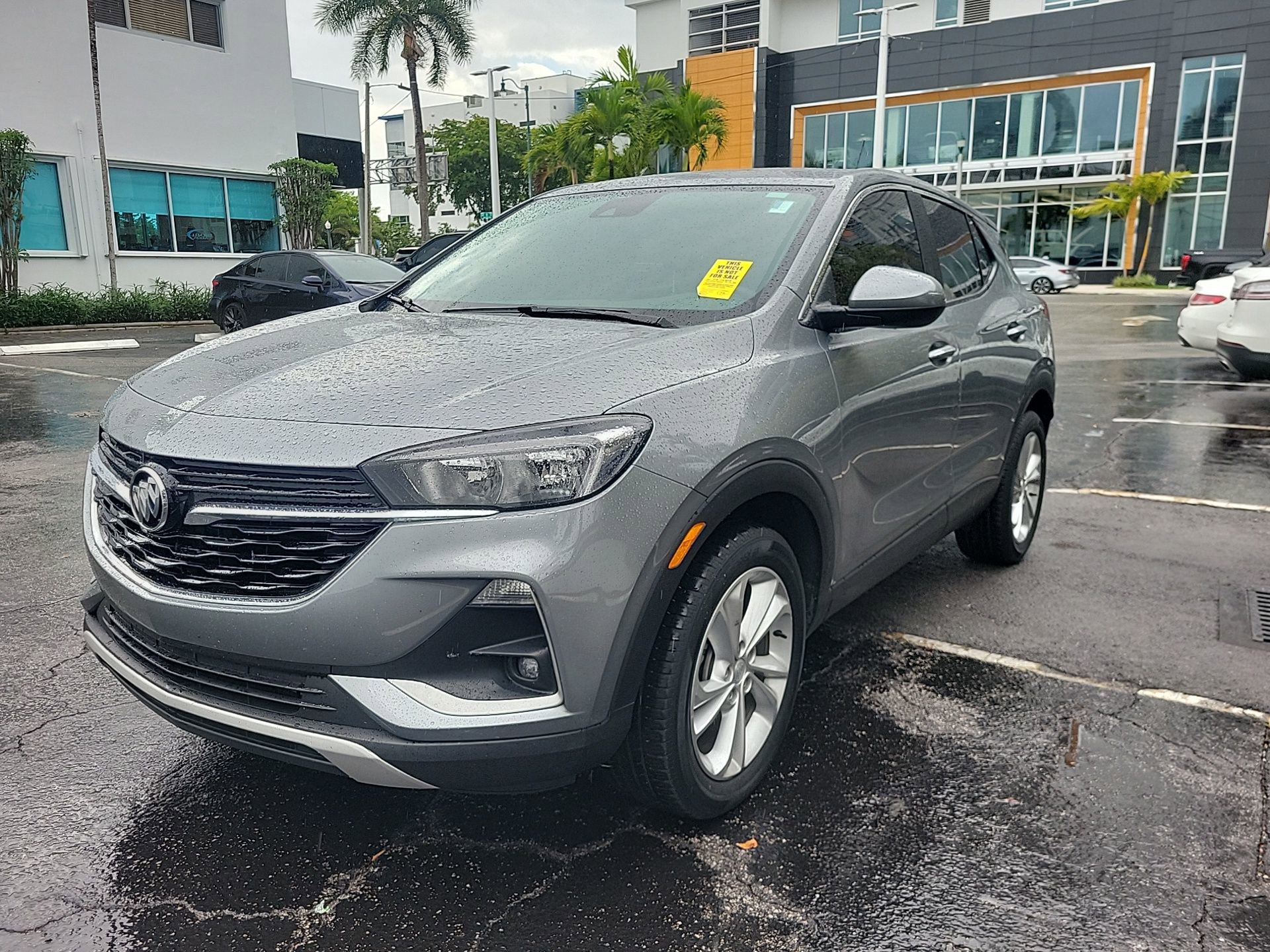 Used 2023 Buick Encore GX Preferred image 2