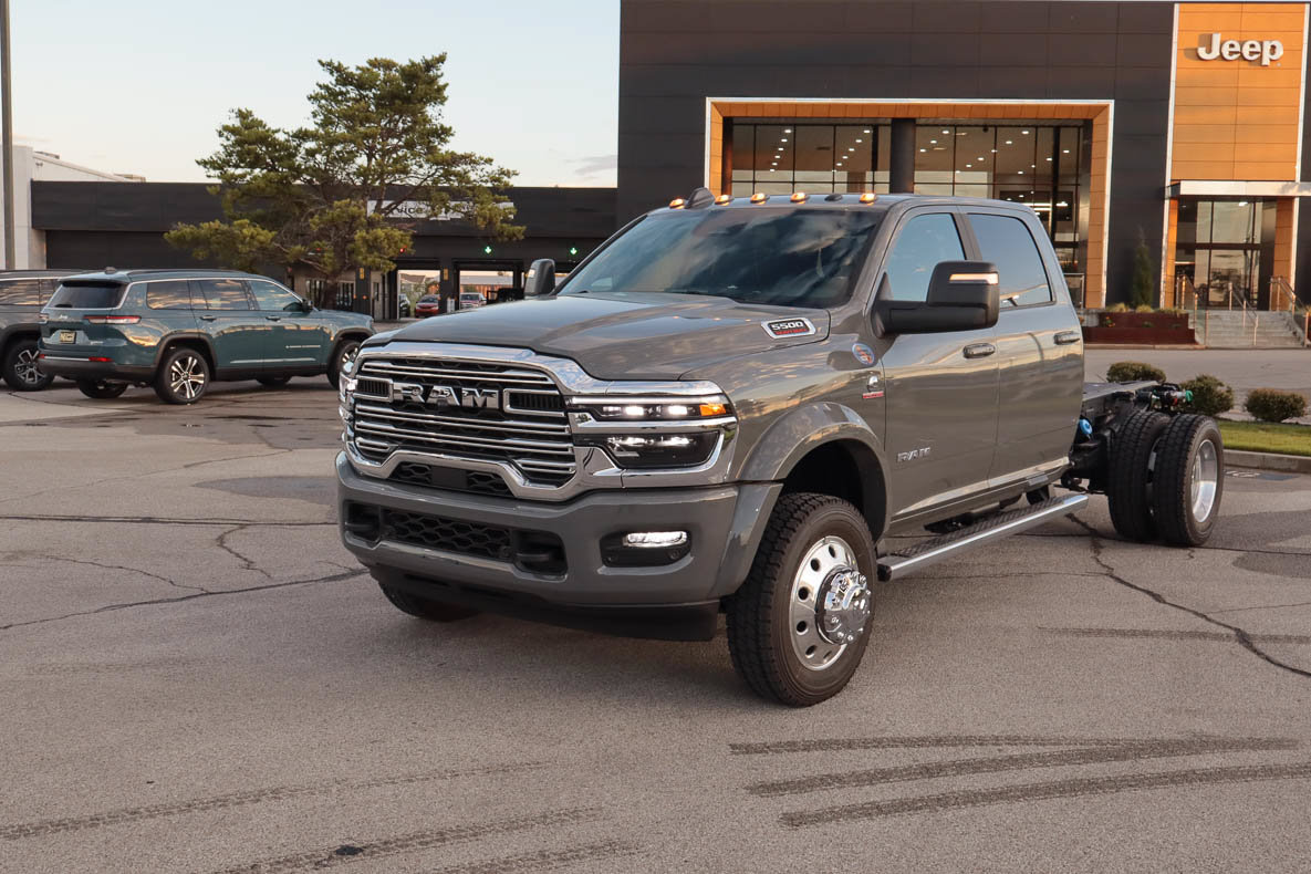 New 2027 RAM 5500 4x4 Crew Cab w/ Laramie Trim Package image 1