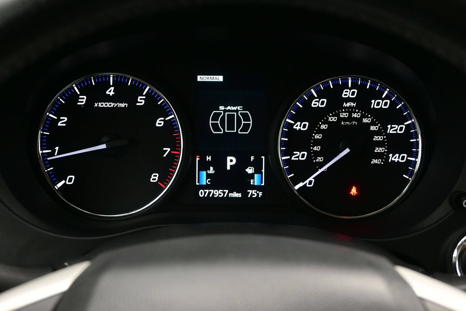 Used 2015 Mitsubishi Outlander SE AWD/4WD image 27