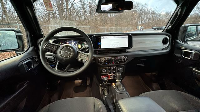 Used 2025 Jeep Wrangler Unlimited Sport S 4xe image 9