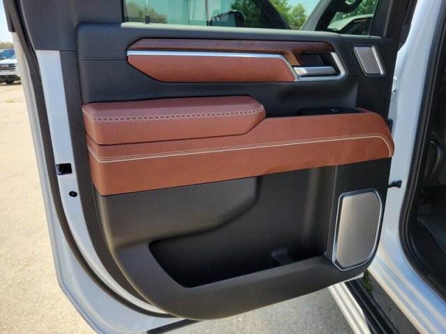 Used 2025 GMC Sierra 2500 Denali Ultimate image 31