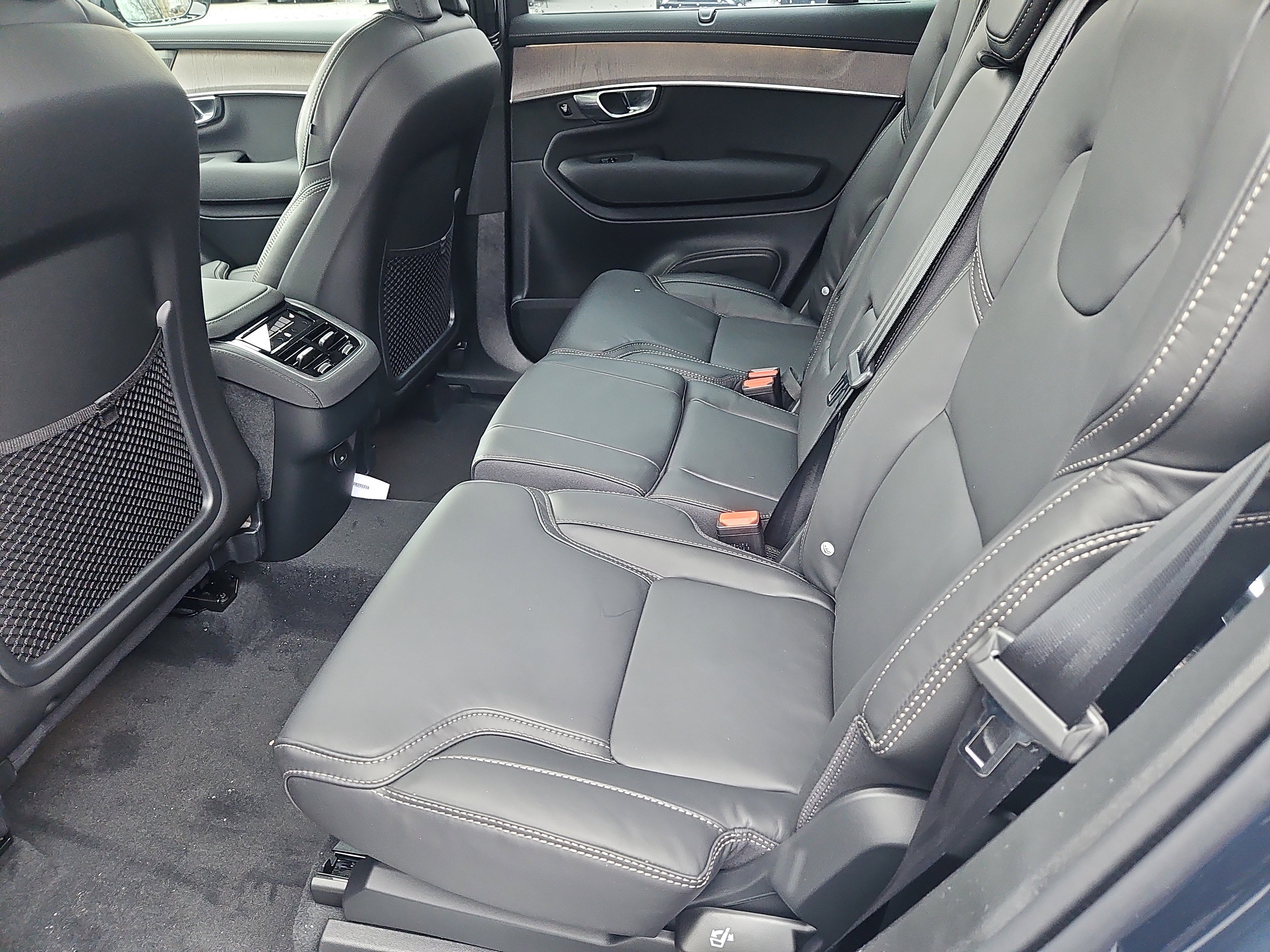 New 2026 Volvo XC90 B6 Ultra w/ Protection Package Premier image 23