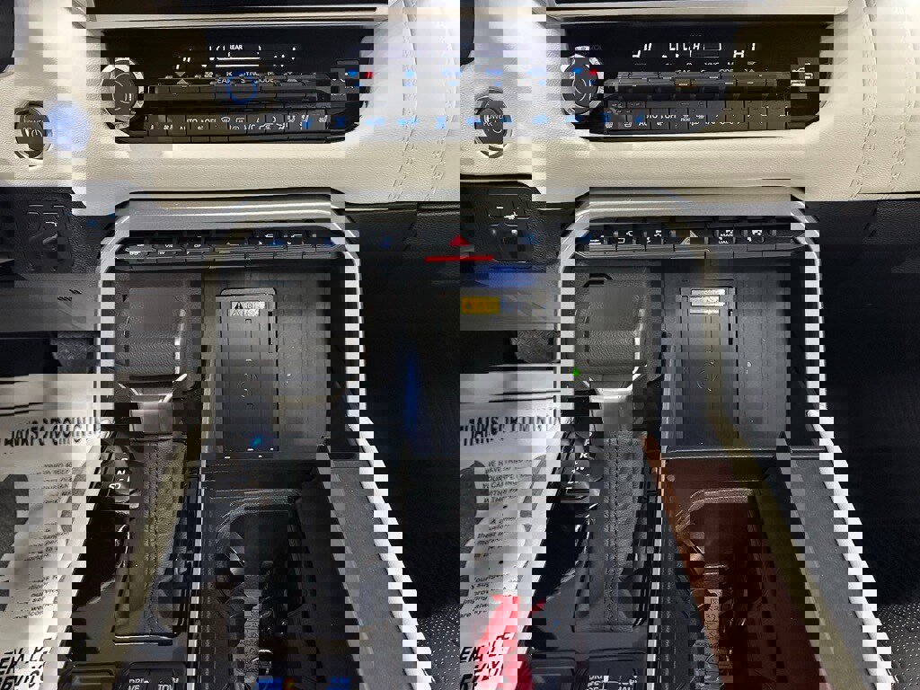 Used 2024 Toyota Sequoia Capstone image 38