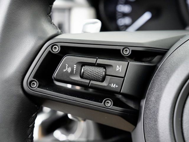 Certified 2023 Porsche Macan Turbo image 13