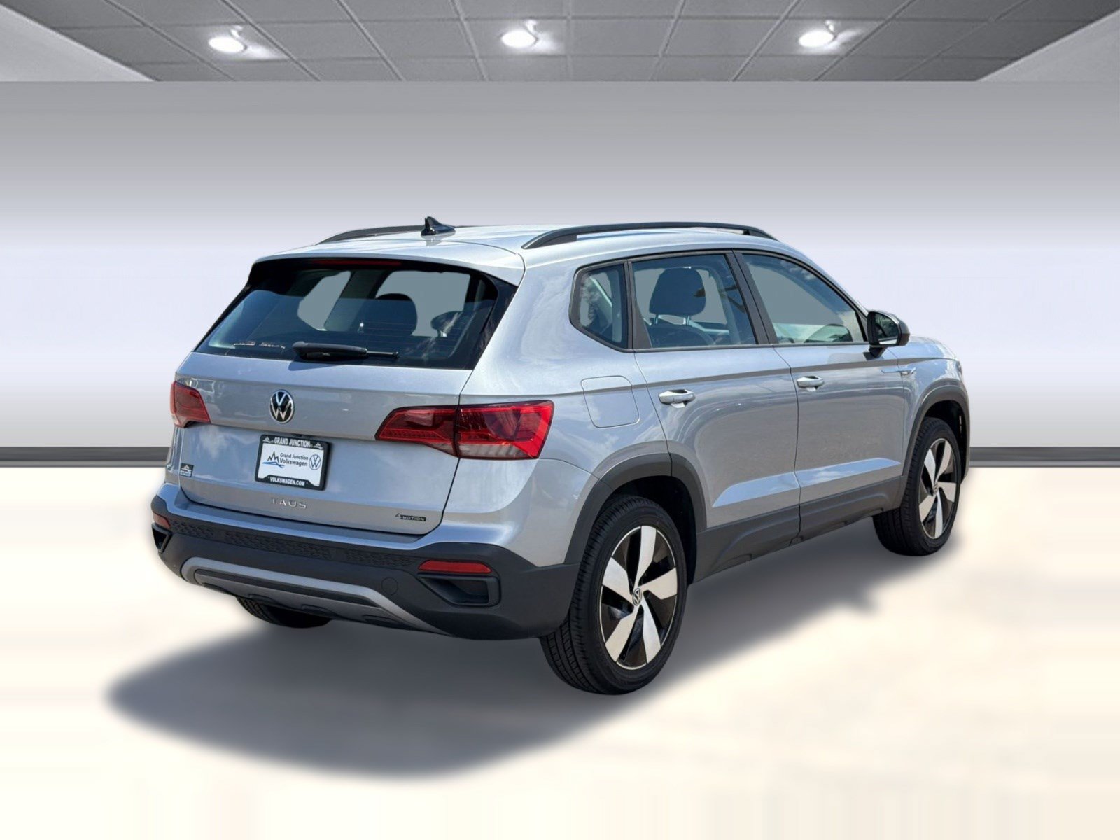 Used 2023 Volkswagen Taos S w/ Driver Assistance Package AWD/4WD image 9