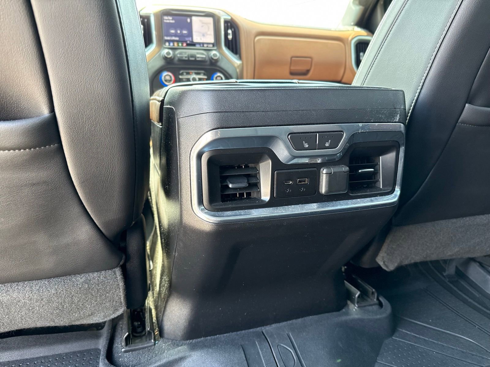 Used 2019 Chevrolet Silverado 1500 High Country w/ High Country Premium Package AWD/4WD image 21