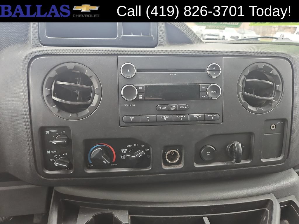 Used 2011 Ford E-350 and Econoline 350 XLT RWD image 13