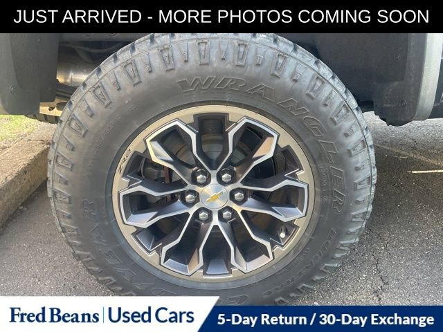 Used 2022 Chevrolet Colorado ZR2 image 15