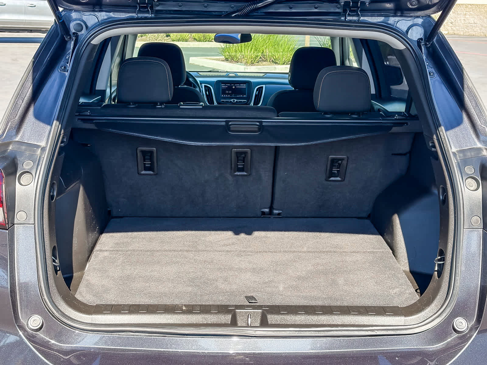Used 2022 Chevrolet Equinox LT FWD image 25