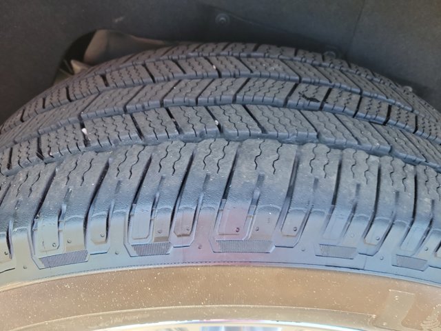 Used 2021 GMC Yukon XL Denali image 10