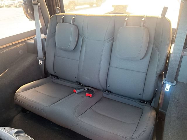 Used 2022 Jeep Wrangler Sport AWD/4WD image 13