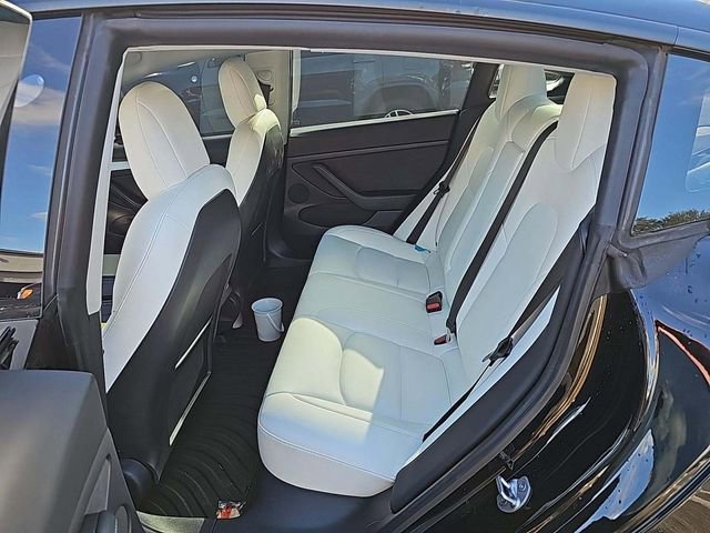 Used 2021 Tesla Model 3 Performance image 9