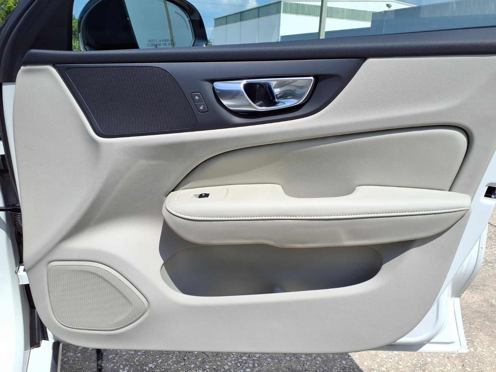 Certified 2025 Volvo S60 B5 Plus AWD/4WD image 13