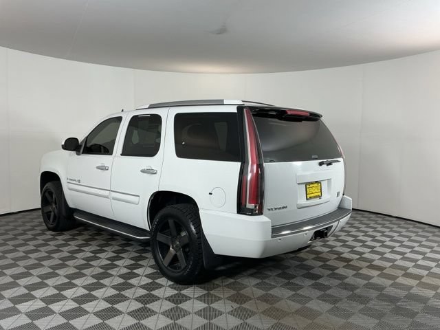 Used 2008 GMC Yukon Denali AWD/4WD image 6