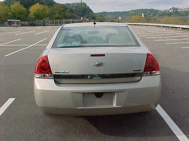 Used 2011 Chevrolet Impala LS image 7