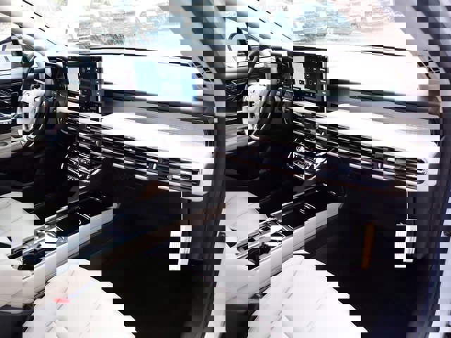 New 2026 Lincoln Corsair Premiere image 12