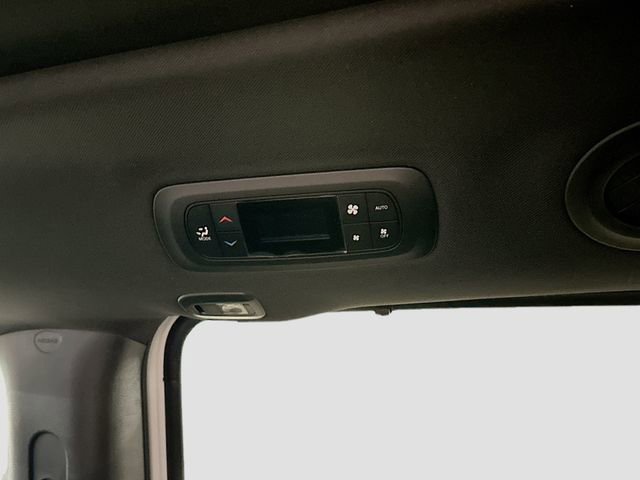 New 2026 Chrysler Pacifica Select AWD/4WD image 27