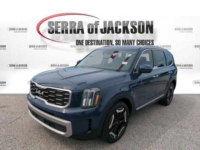 Certified 2023 Kia Telluride S AWD/4WD image 4