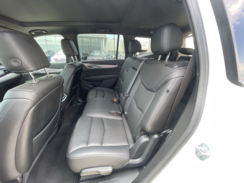 Certified 2024 Cadillac XT6 Luxury FWD image 23