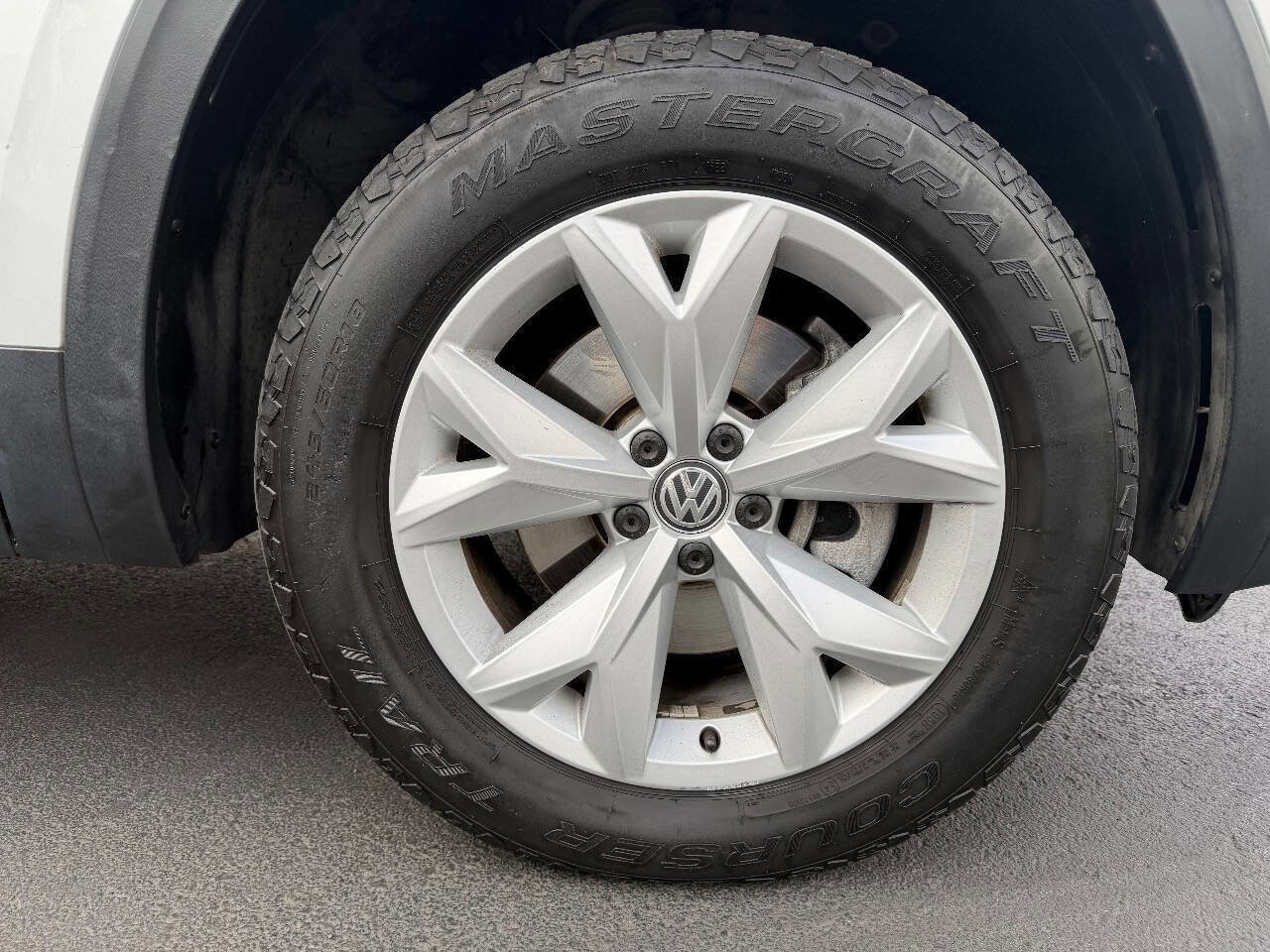 Used 2019 Volkswagen Atlas SE image 29