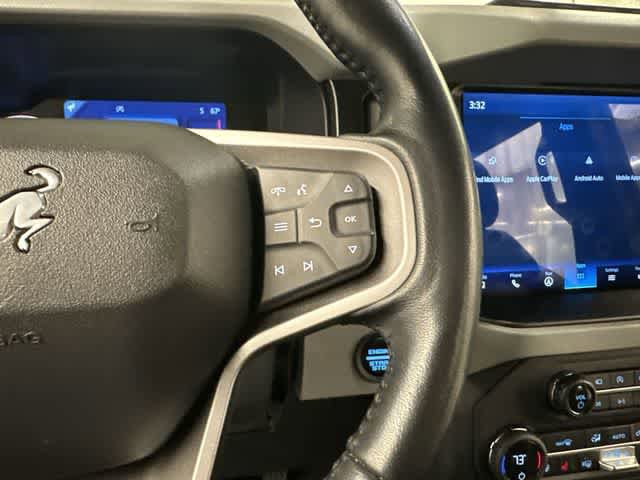 Used 2023 Ford Bronco Badlands image 9