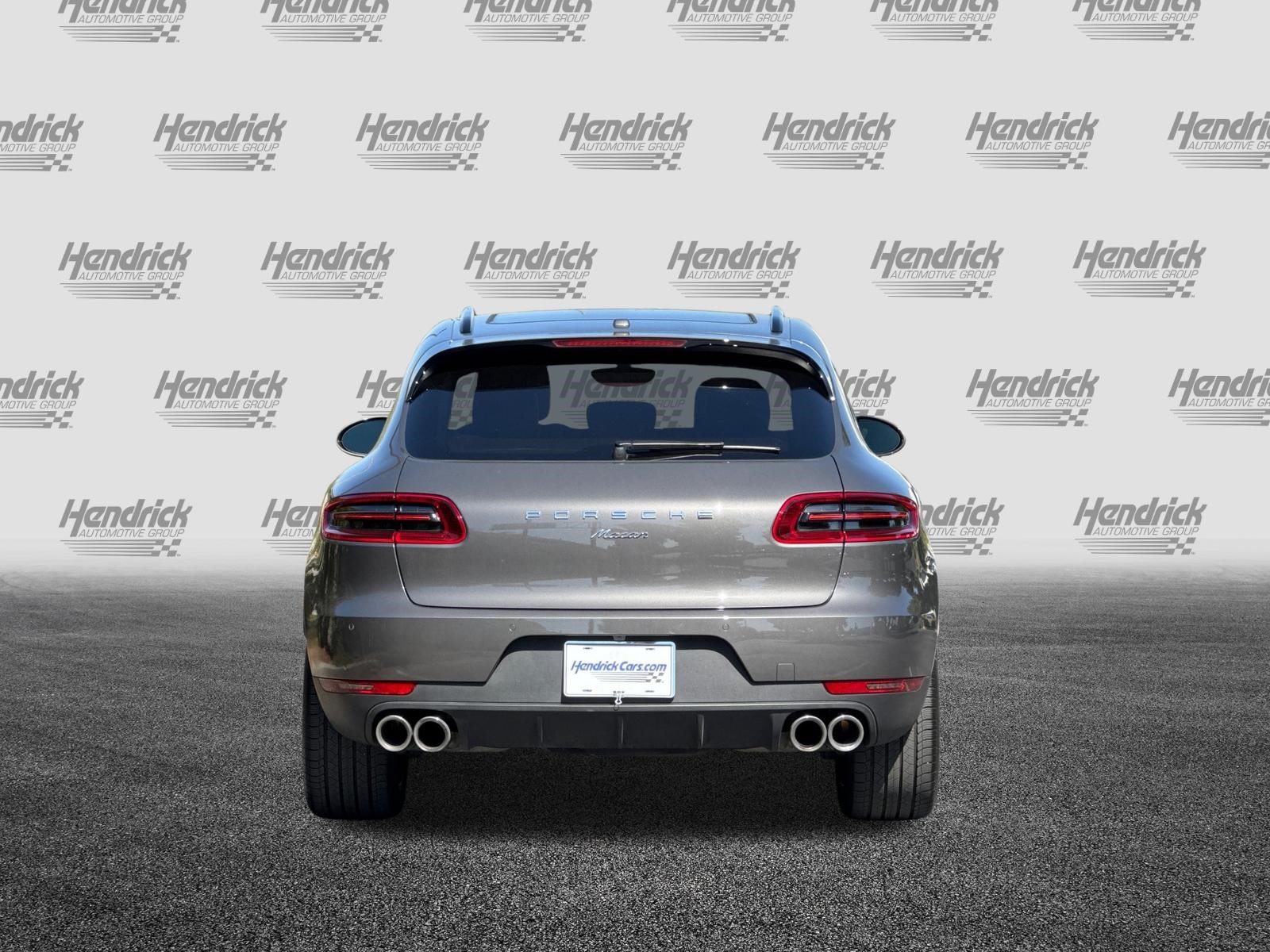 Used 2018 Porsche Macan Sport Edition AWD/4WD image 6