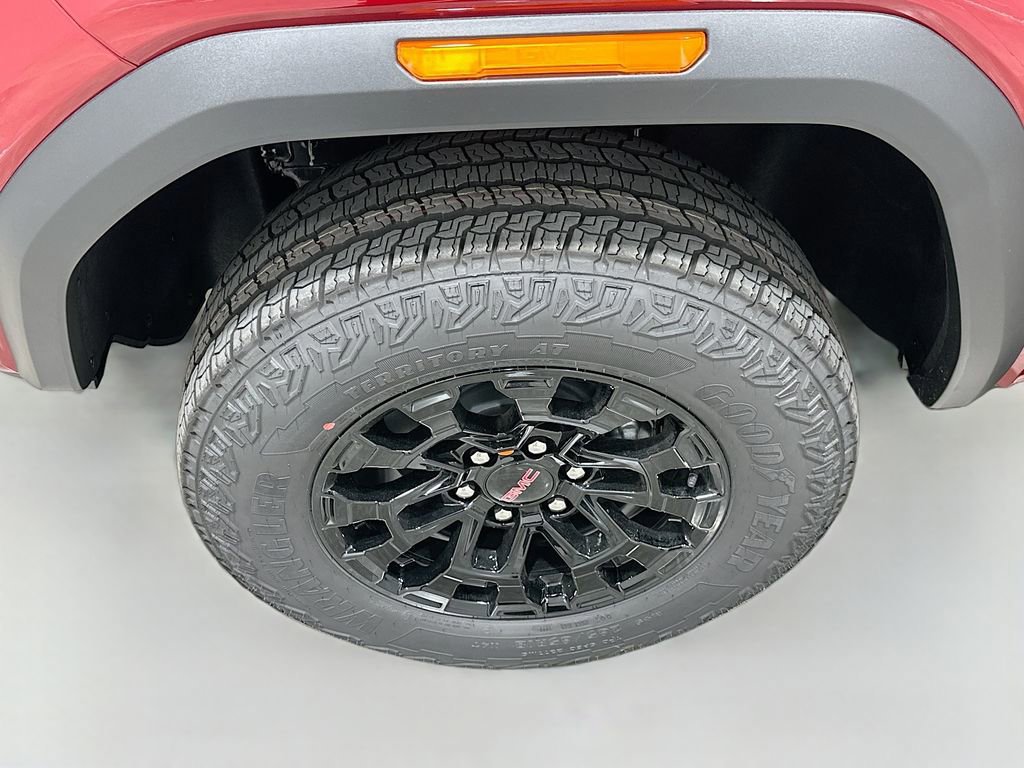 New 2026 GMC Canyon Elevation RWD image 32
