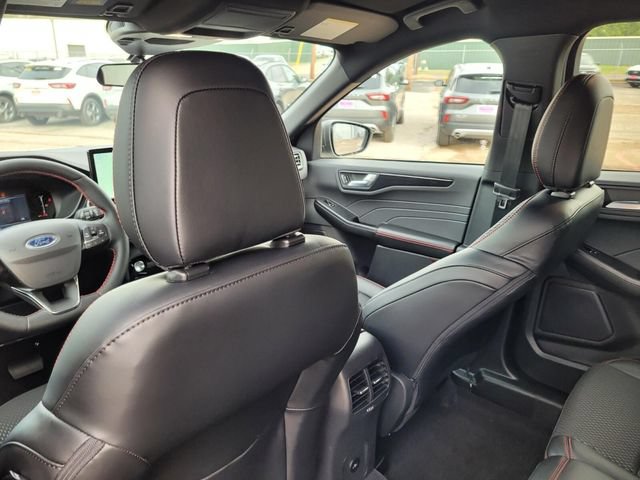 New 2026 Ford Escape ST-Line w/ Tech Pack #1 FWD image 15