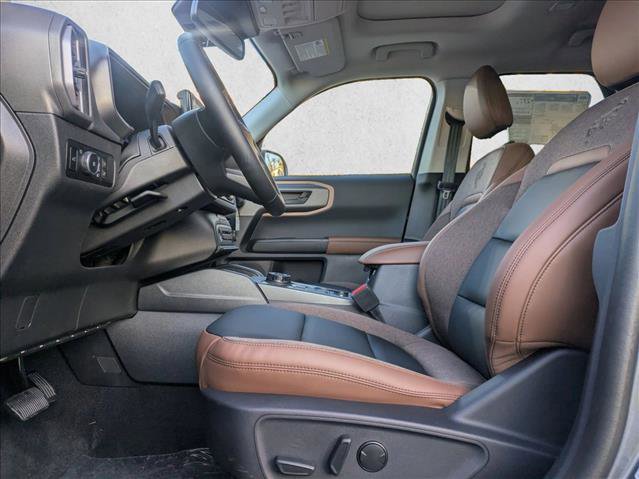 New 2025 Ford Bronco Sport Outer Banks w/ Outer Banks Tech Package+ AWD/4WD image 4