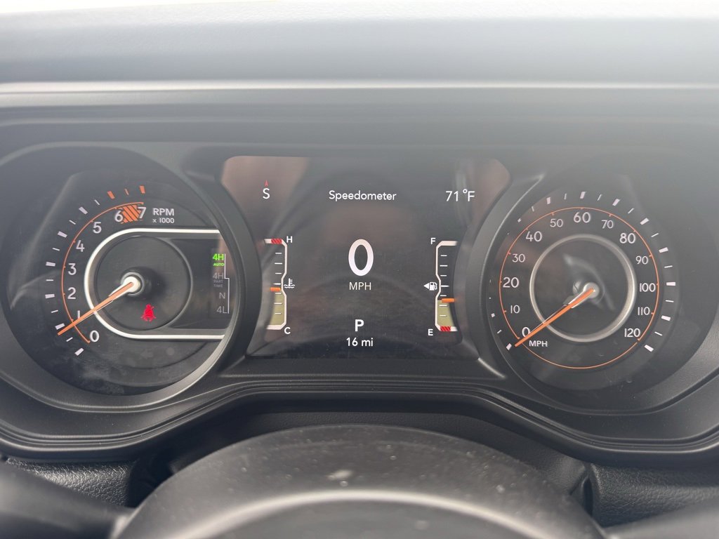 New 2025 Jeep Wrangler Unlimited Rubicon 392 image 30