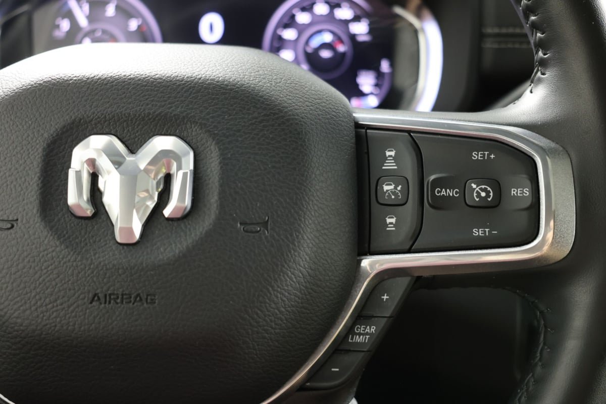 Used 2024 RAM 2500 Laramie w/ Night Edition AWD/4WD image 31